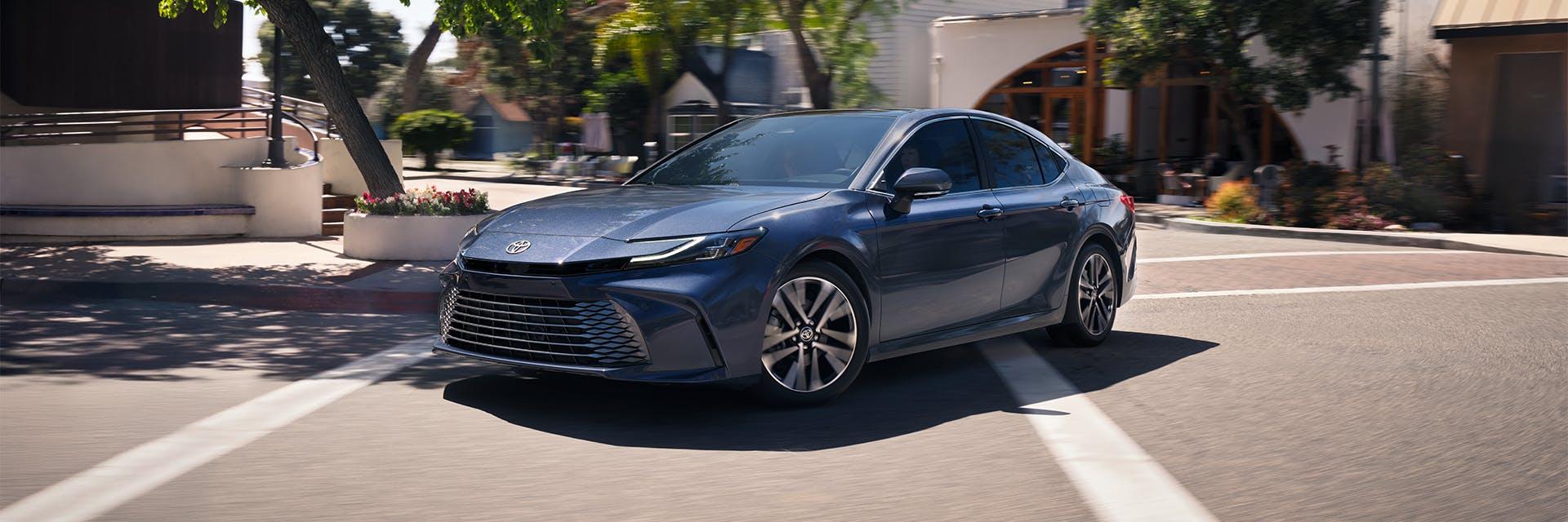 Best Tires for Toyota Camry (2025–2026): Quiet, Comfort, and All-Season Picks by Driving Style