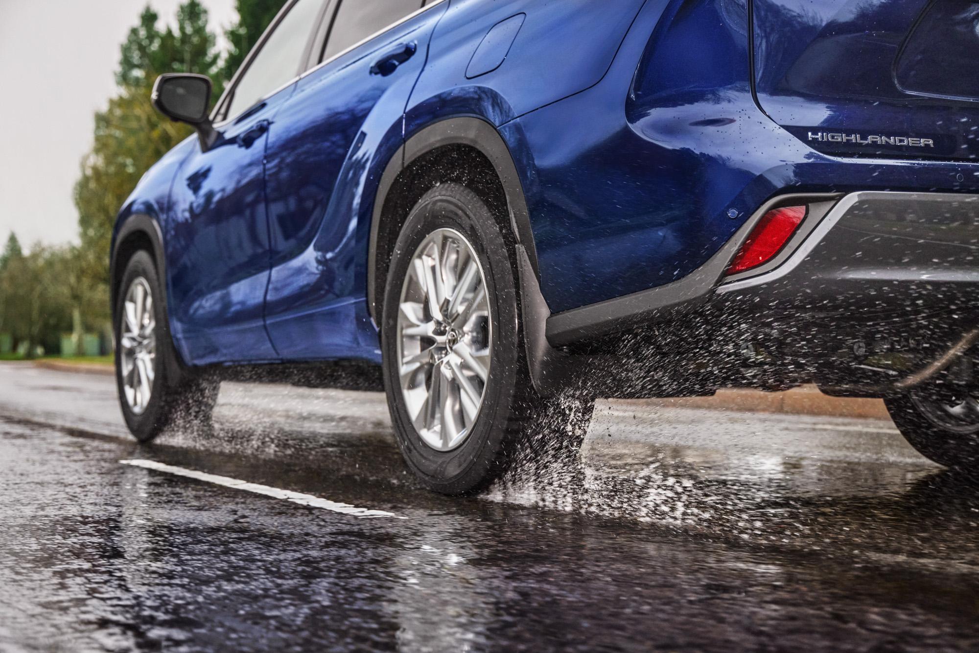 Michelin Primacy Tour A/S tire