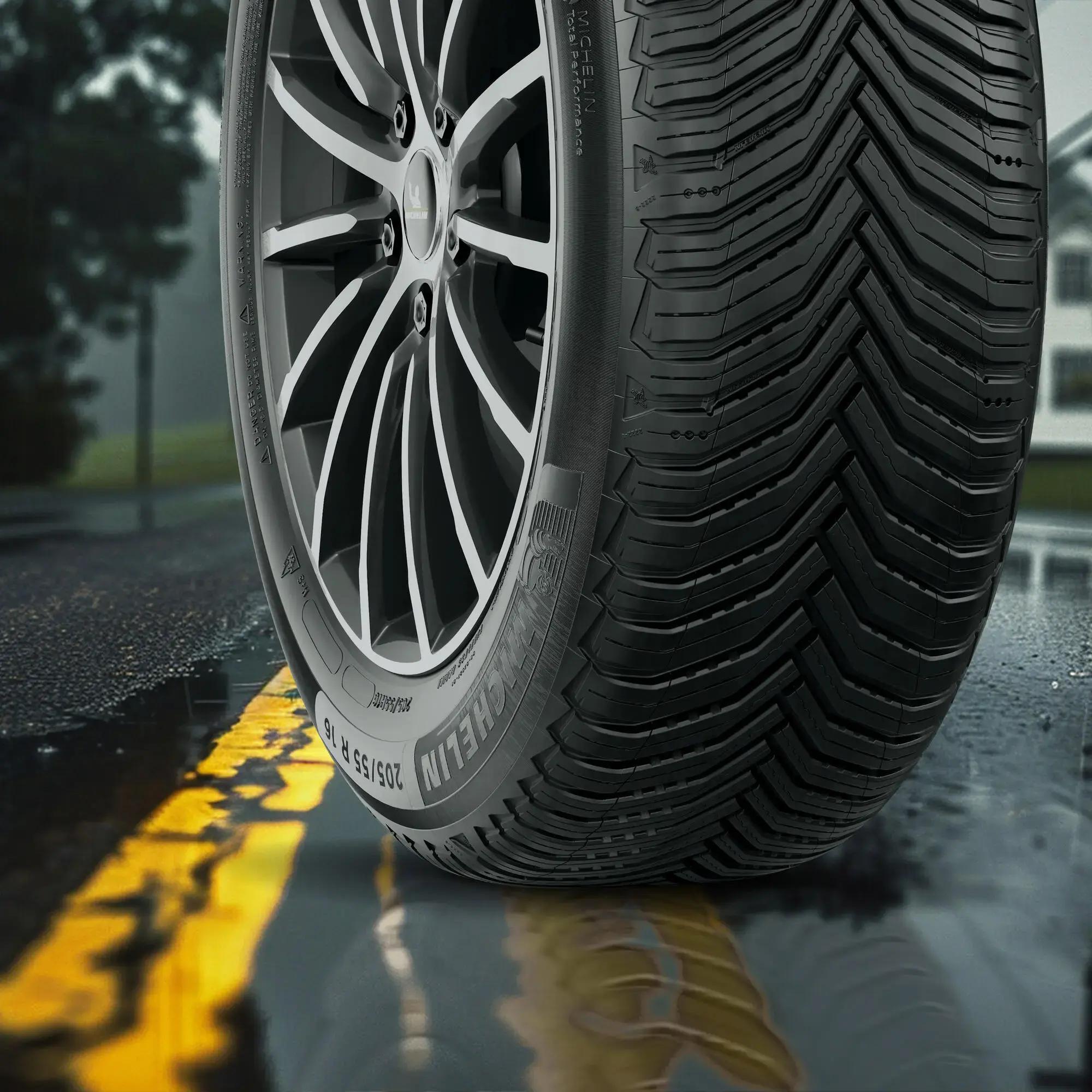 Michelin CrossClimate 2 tread pattern