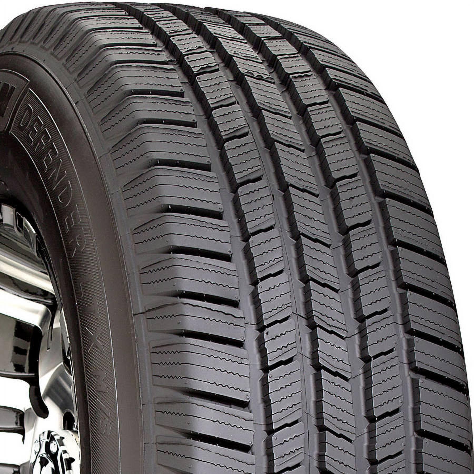 Michelin Defender 2 tire